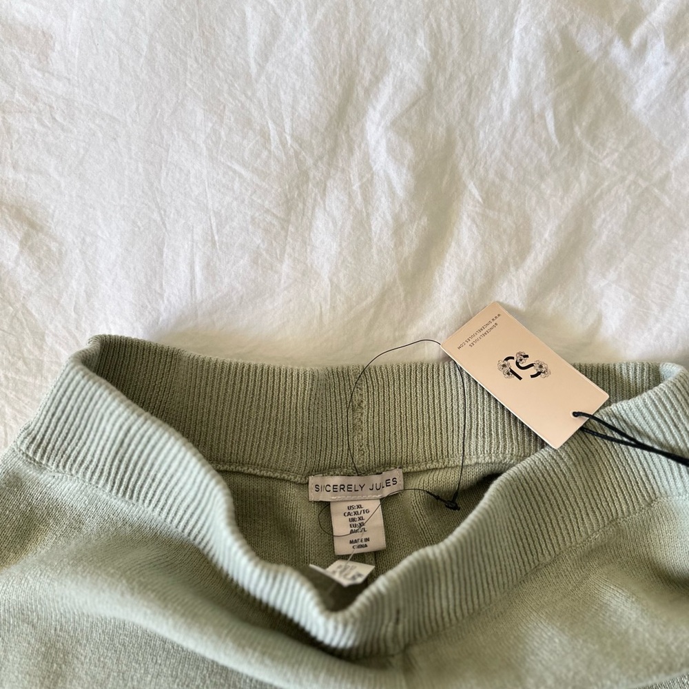 Sincerely Jules Green Wide-Leg Pants - Picture 5 of 5